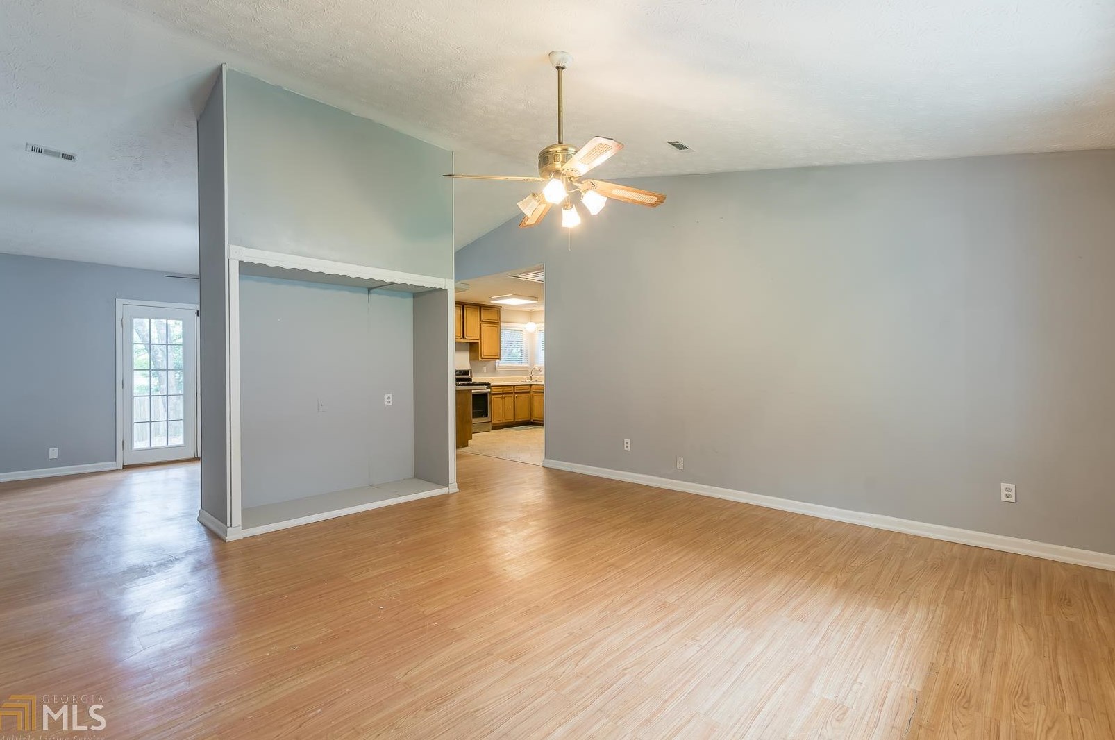 8923 Parkaire Dr, Jonesboro, GA 30238-4848