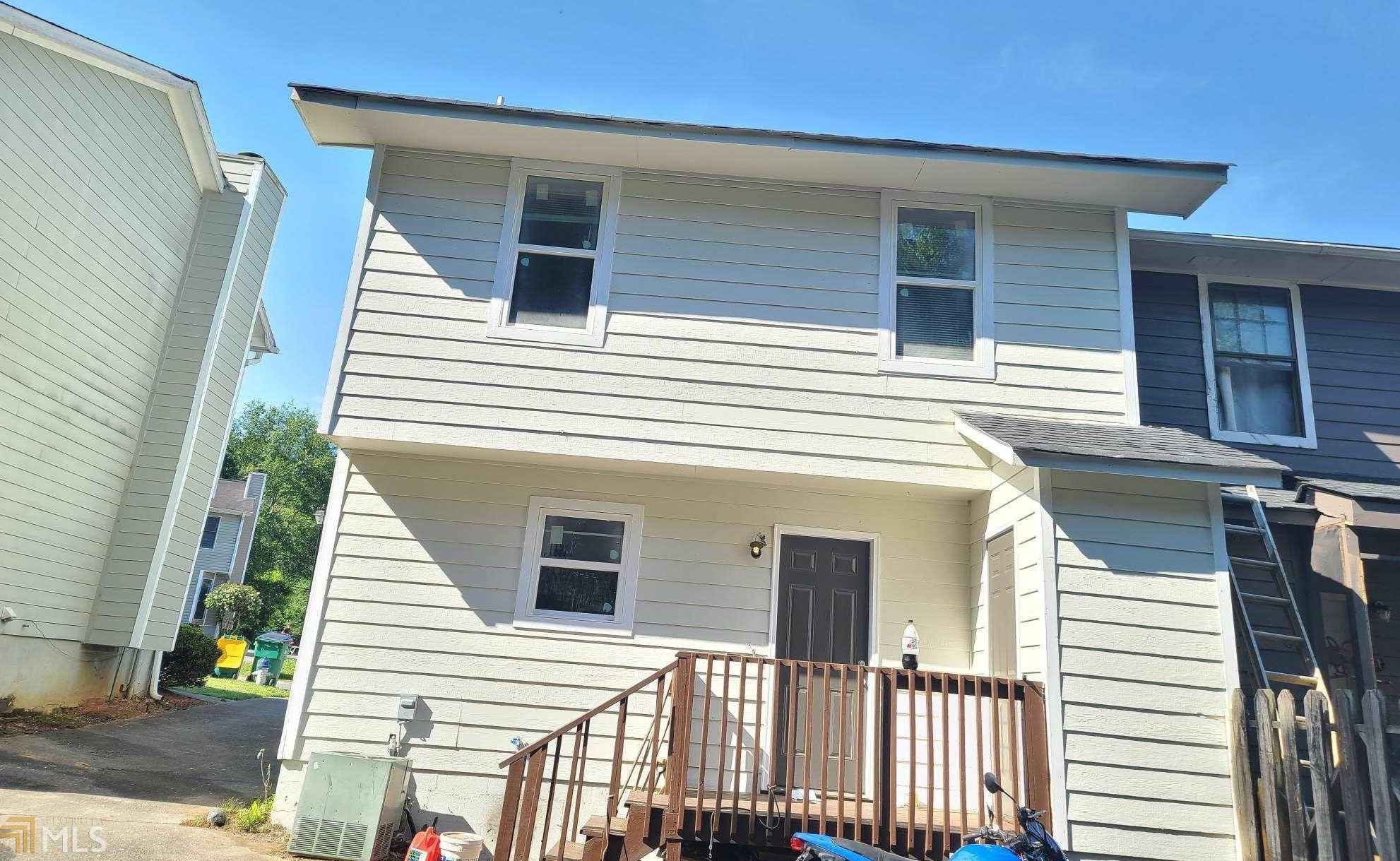120 Woodberry Ct, Holly Springs, GA 30188