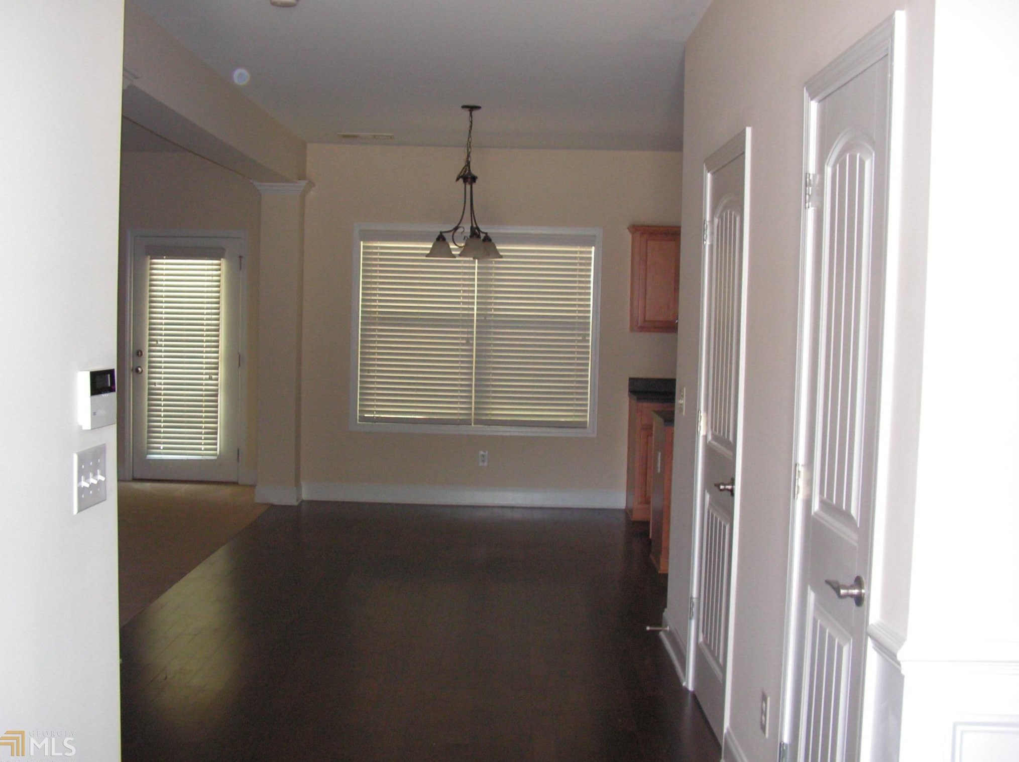 4173 Creekrun Cir, Buford, GA 30519