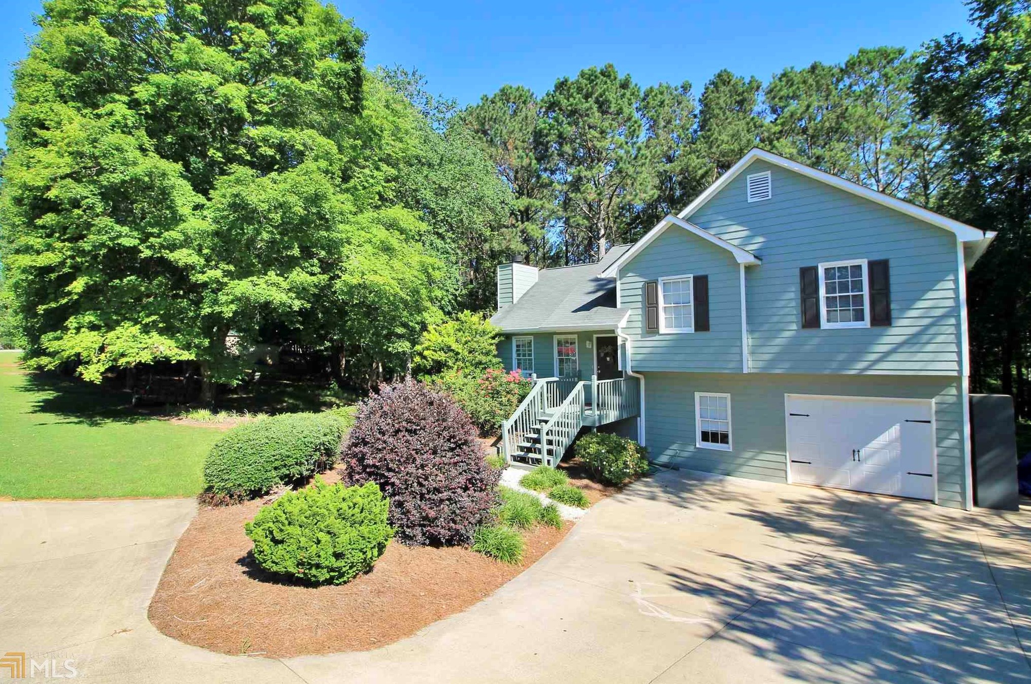 946 Whooping Creek Rd, Carrollton, GA 30116