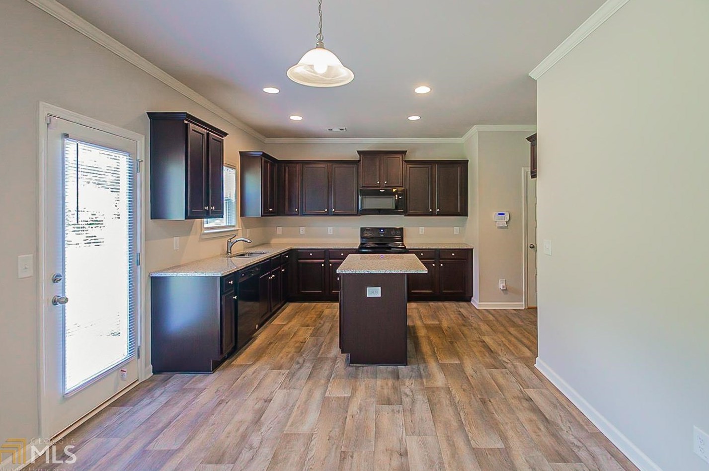 1929 Crescent Moon, Conyers, GA 30012