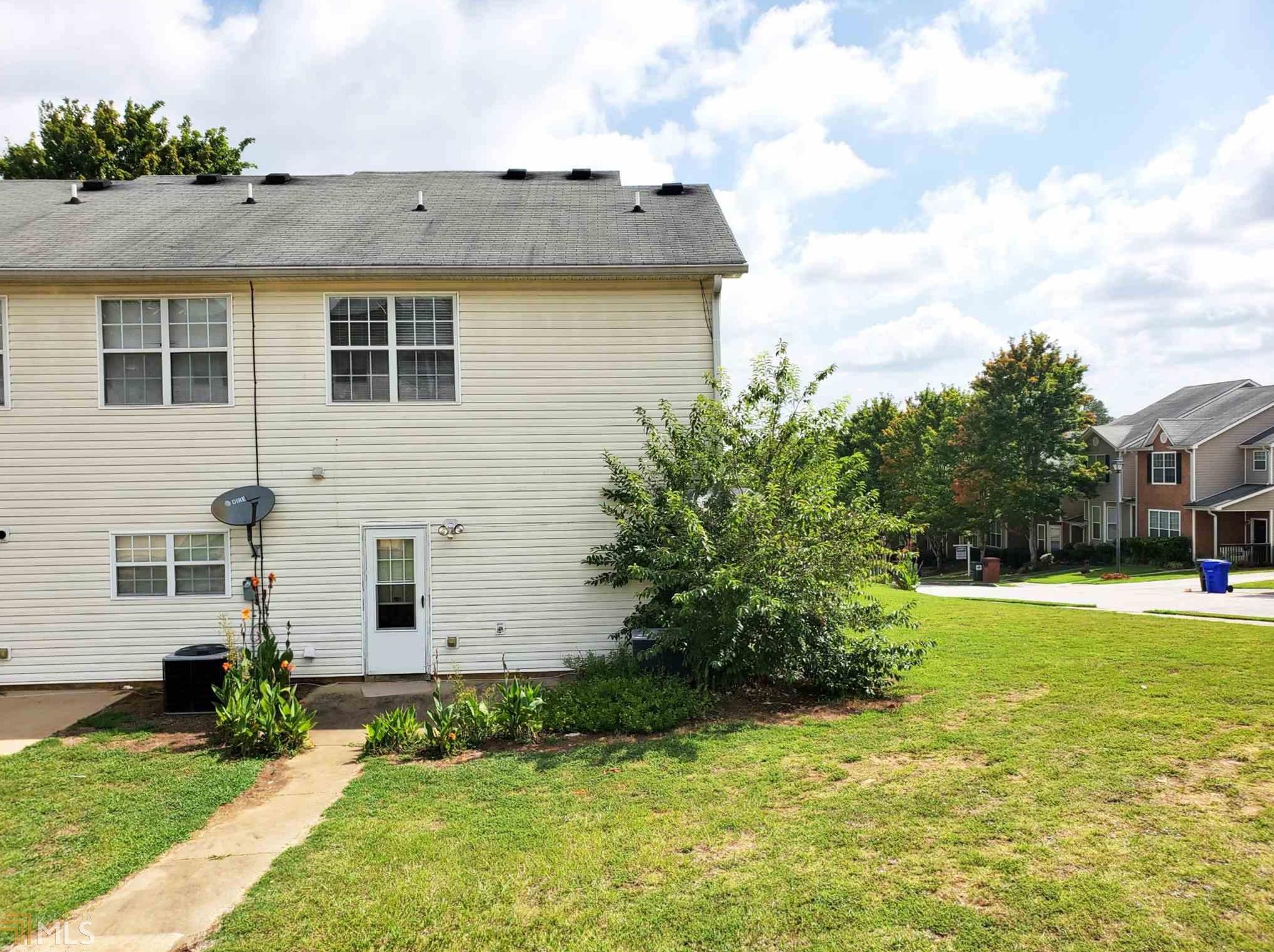 132 Hawkeye Ln, Conyers, GA 30012