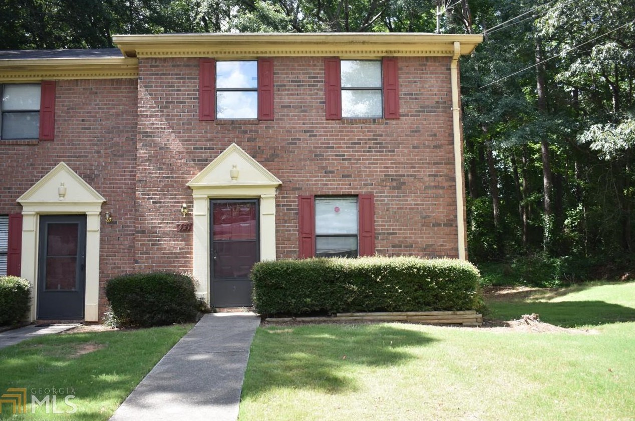 421 Downing St, Lawrenceville, GA 30046