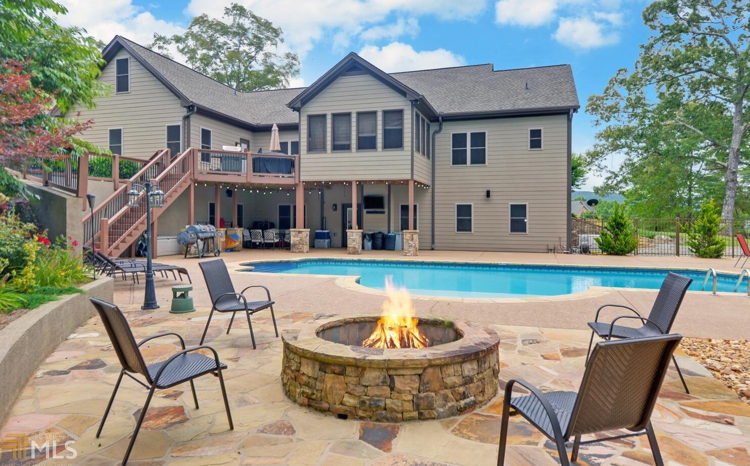 3120 Asbury Mill Rd, Cleveland, GA 30528