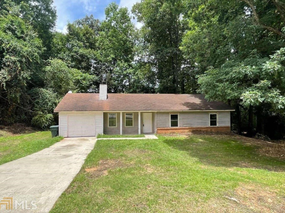 1711 Hunting Creek Ln, Conyers, GA 30013