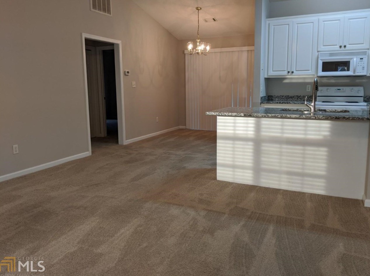 3001 Bentley Park Cir, Gainesville, GA 30504