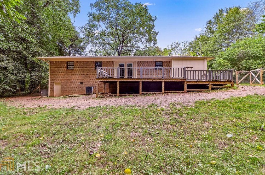 142 Stewart Ln, Clarkesville, GA 30523