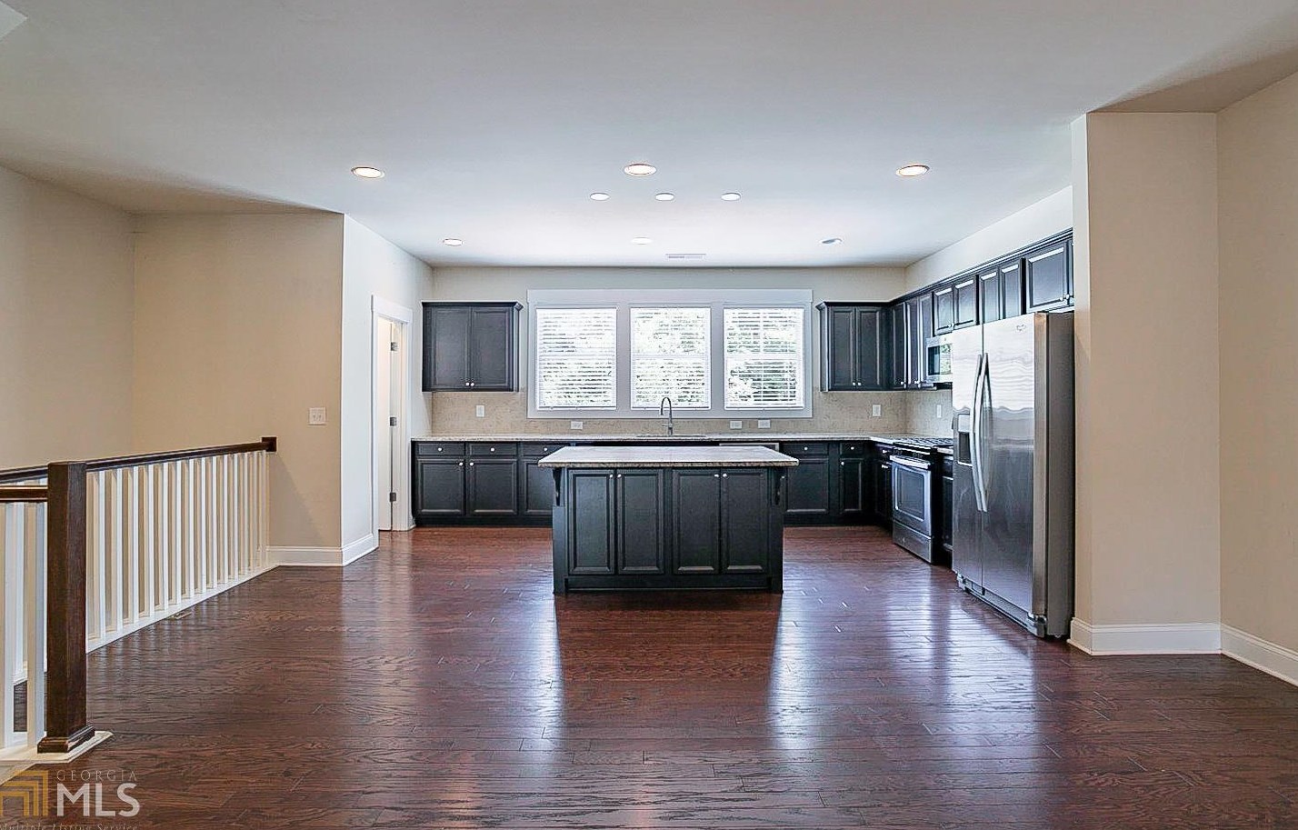 2819 White Oak Dr, Decatur GA  30032-4347 exterior