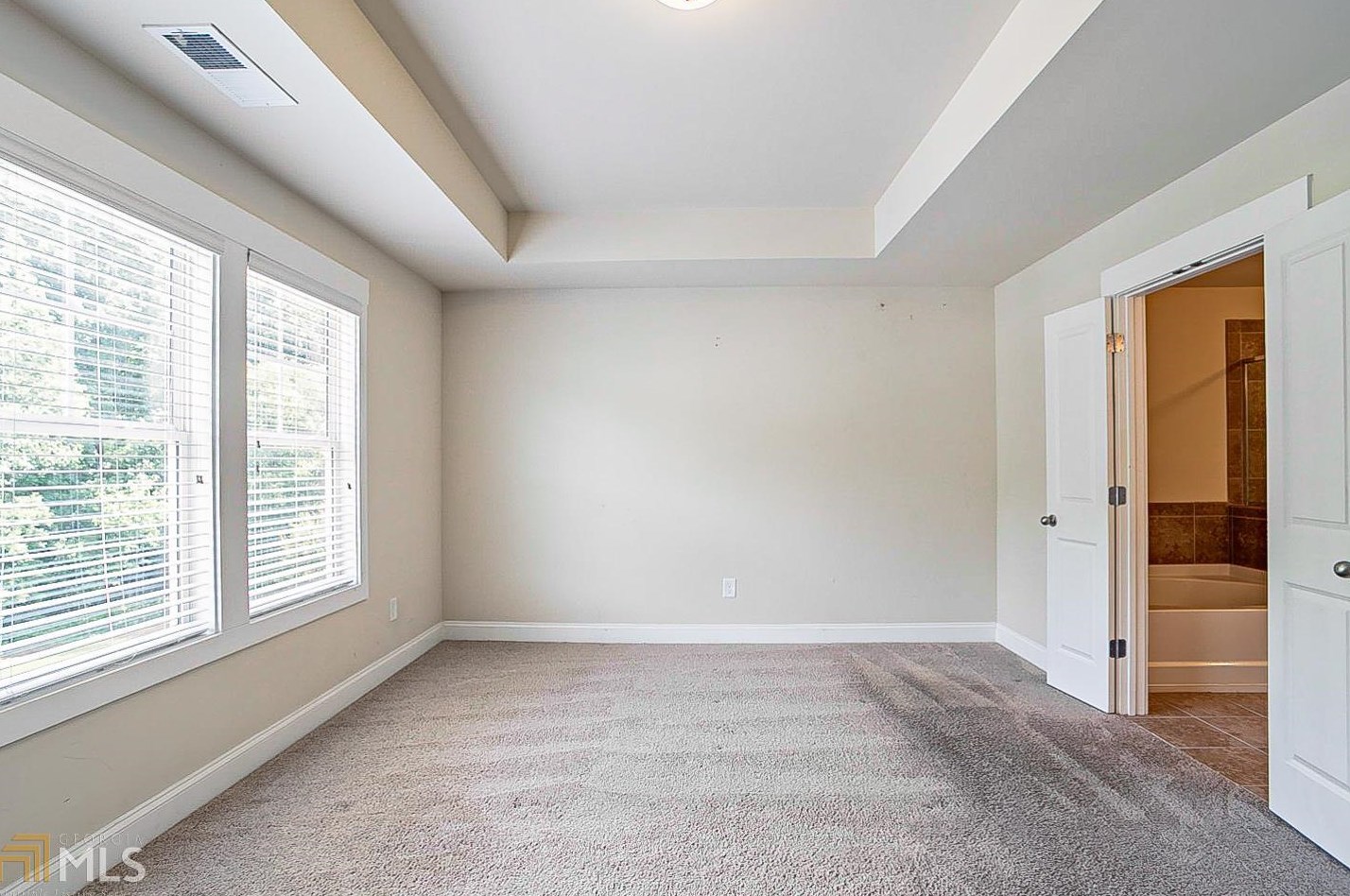 2819 White Oak Dr, Decatur GA  30032-4347 exterior