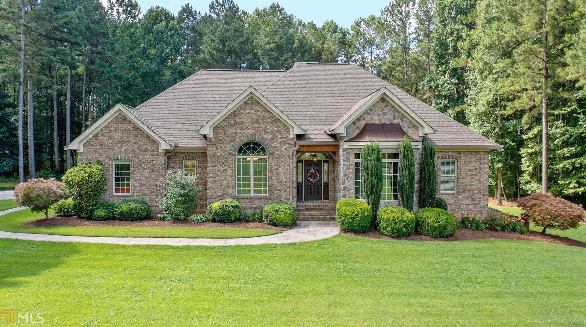 180 Bexton Downs, Moreland, GA 30259-2800
