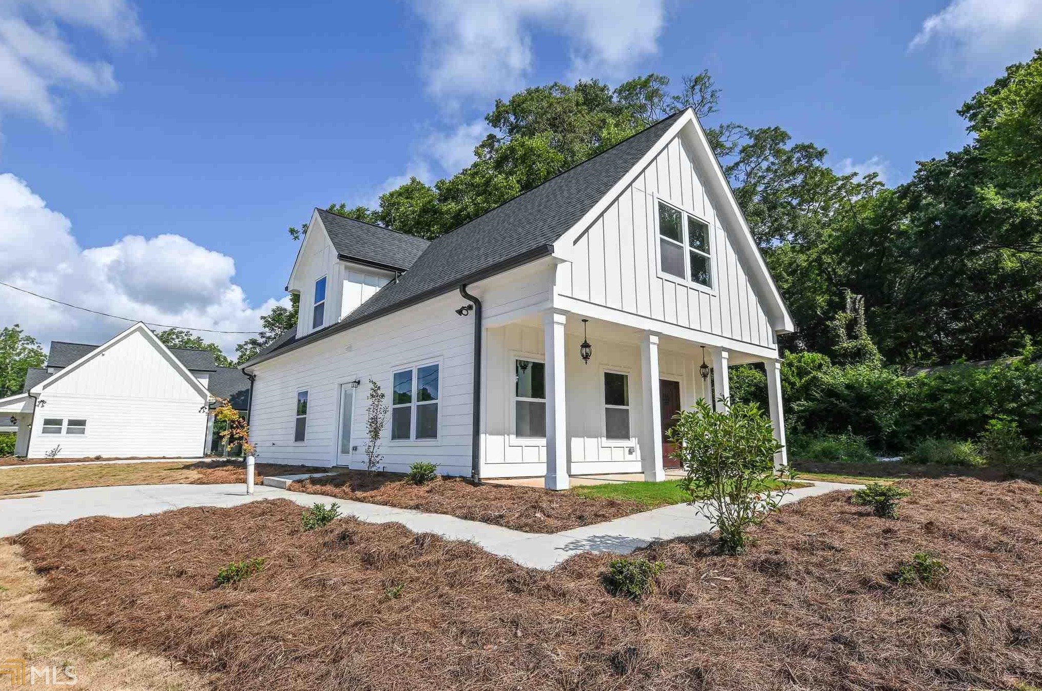 499 Little Oak St, Athens, GA 30601-3164