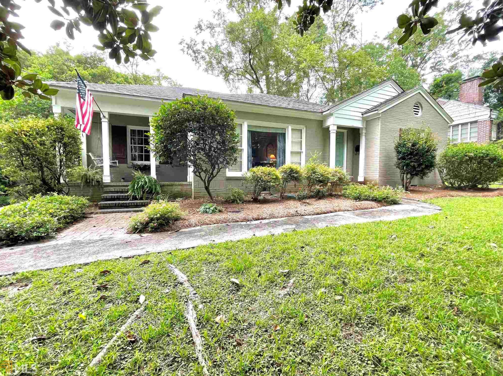 239 Vista Cir, Macon, GA 31204-2409