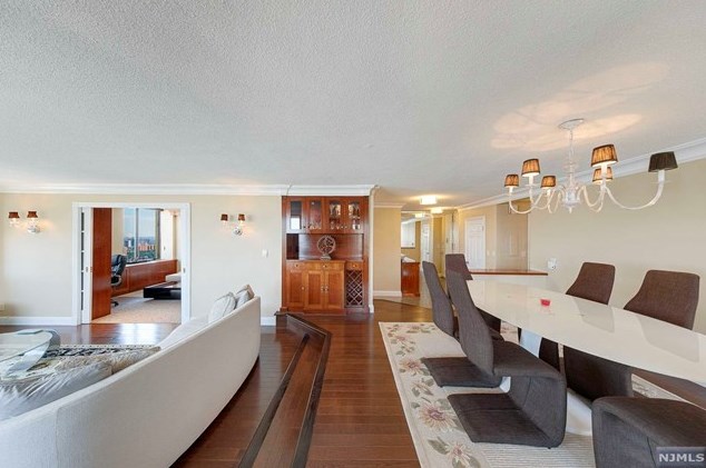 200 Winston Dr #2608, Cliffside Park, NJ 07010