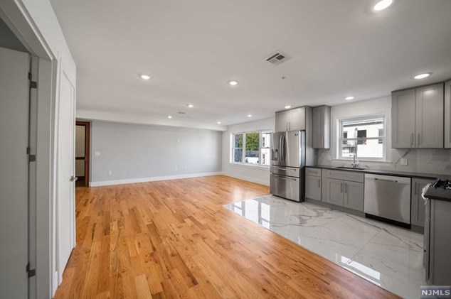 859 Main St #104, Paterson, NJ 07503