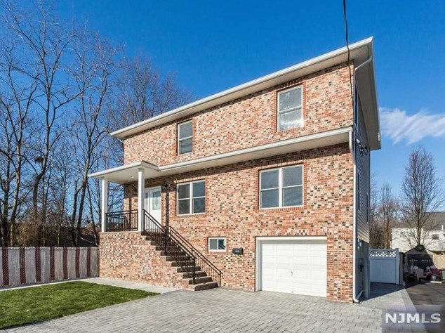 8 Bertolotto Ave, Little Ferry, NJ 07643-2128