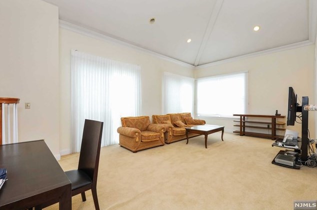 1312 The Plaza #1312, Tenafly, NJ 07670