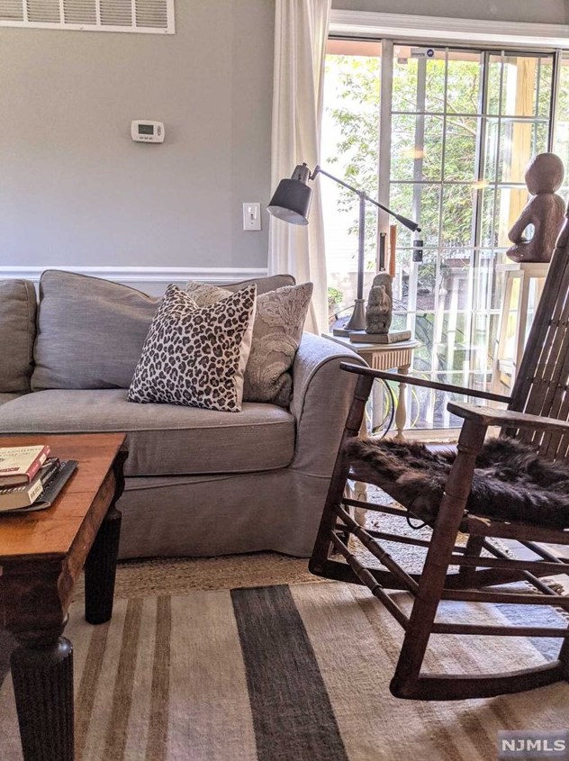162 Potomac Dr, Basking Ridge, NJ 07920