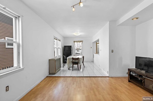 367 Edgewater Rd, Cliffside Park, NJ 07010