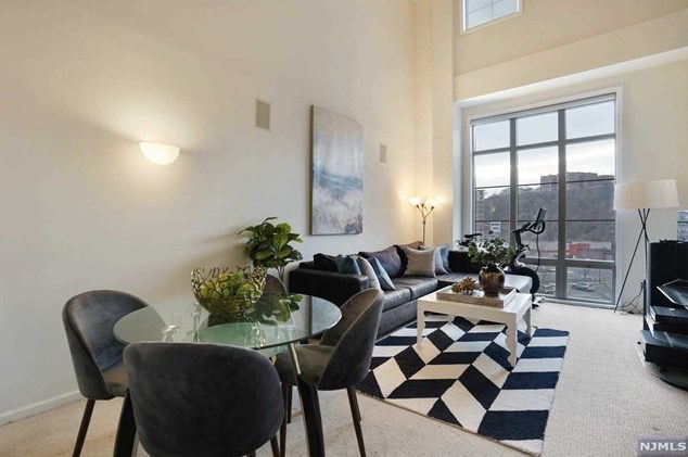 24 Ave At Port Imperial #434, West New York, NJ 07093