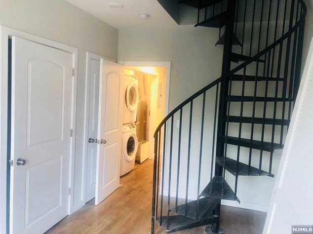 347 7th St #3l/5, Jersey City, NJ 07302