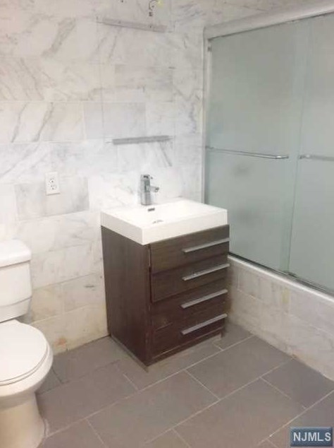 163 Baldwin Ave #3, Jersey City, NJ 07306