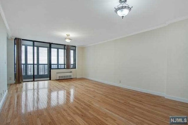 300 Winston Dr #2801, Cliffside Park, NJ 07010