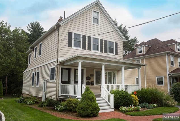 242 Maple Ave #2, Oradell, NJ 07649