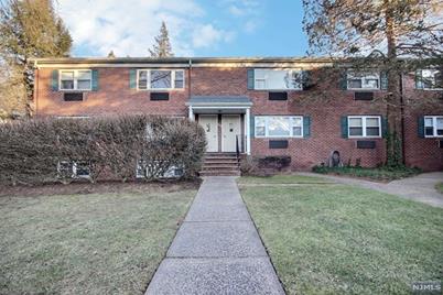 68 Franklin St D Tenafly Nj 07670 Mls 21002679 Coldwell Banker