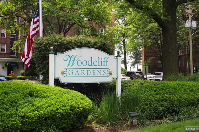 8700 Boulevard E #5b, North Bergen, NJ 07047