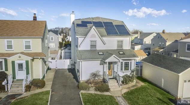 449 Windsor Rd, Wood-Ridge, NJ 07075