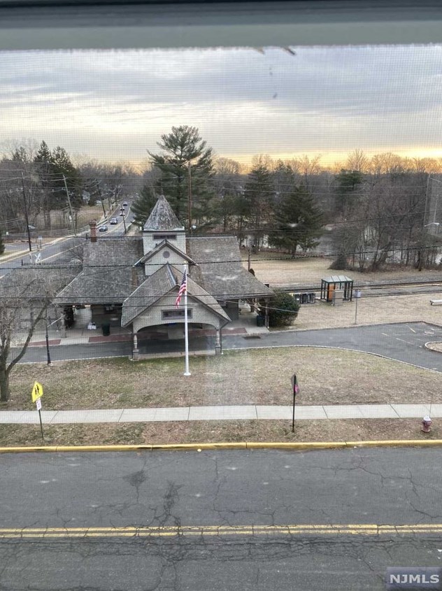 613 Oradell Ave, Oradell, NJ 07649