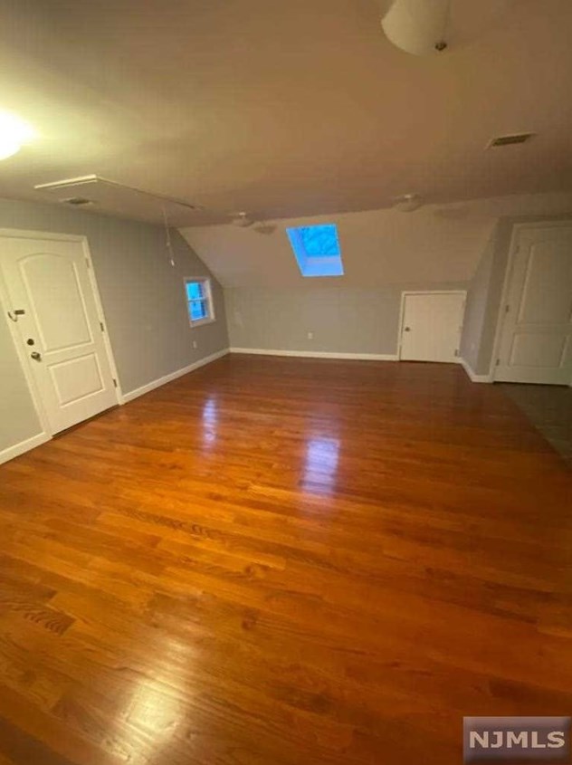 47 Campbell Ave, Hackensack, NJ 07601-5374