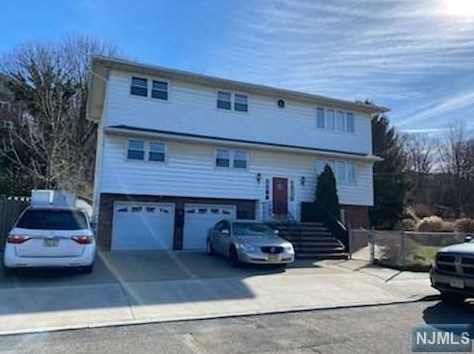 2 King St, Wallington NJ  07057-1428 exterior