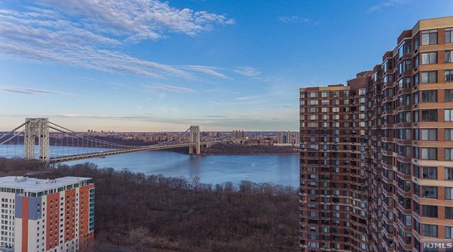 100 Old Palisade Rd #3002, West Fort Lee, NJ 07024