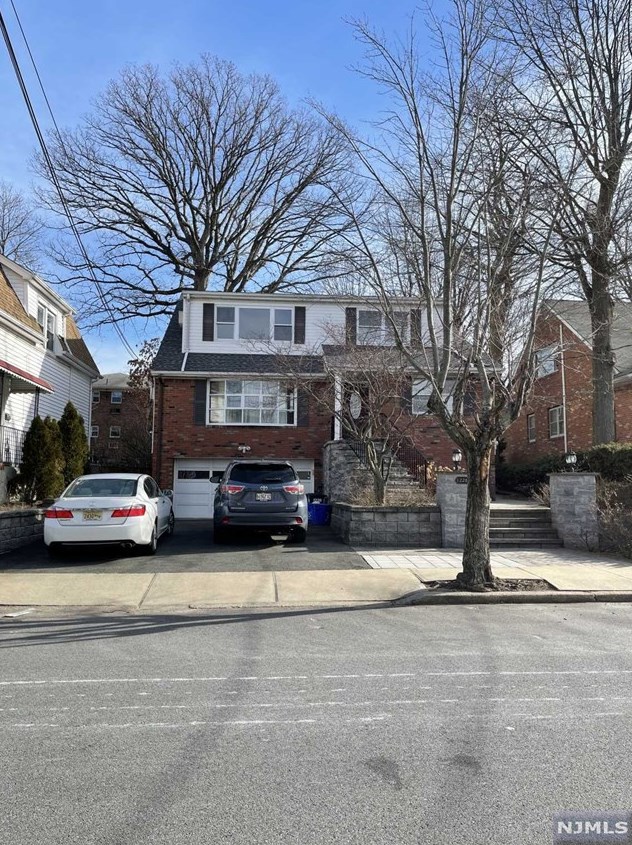 1228 16th St #2, West Fort Lee, NJ 07024