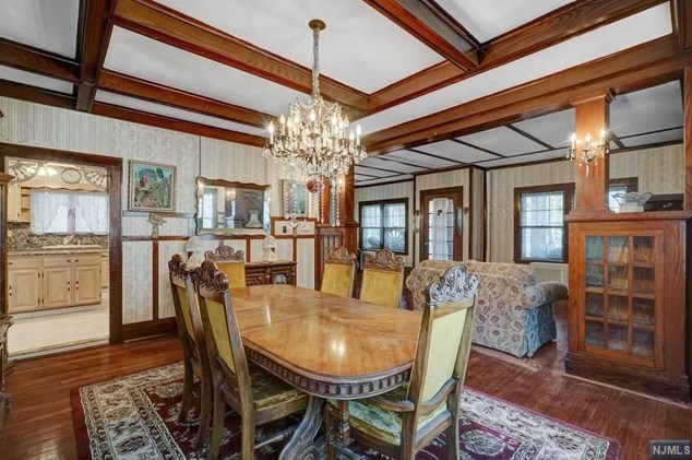 115 Passaic Ave, Rutherford NJ  07070-1919 exterior