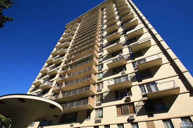 160 Overlook Ave #7b, Hackensack, NJ 07601