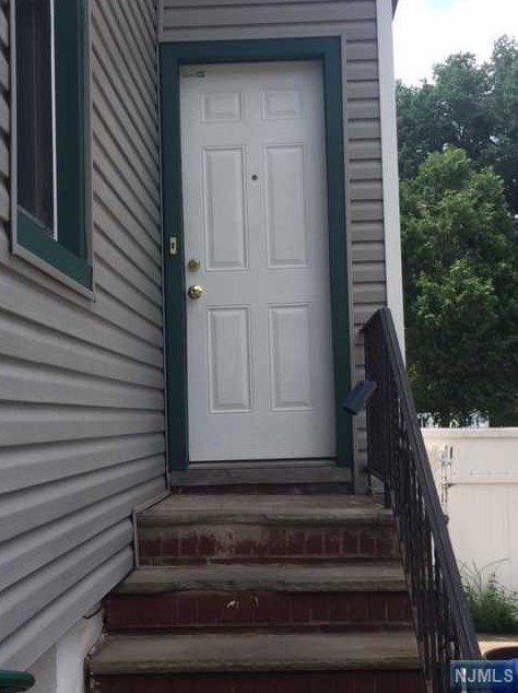 52 7th St #1st, Ridgefield Park, NJ 07660