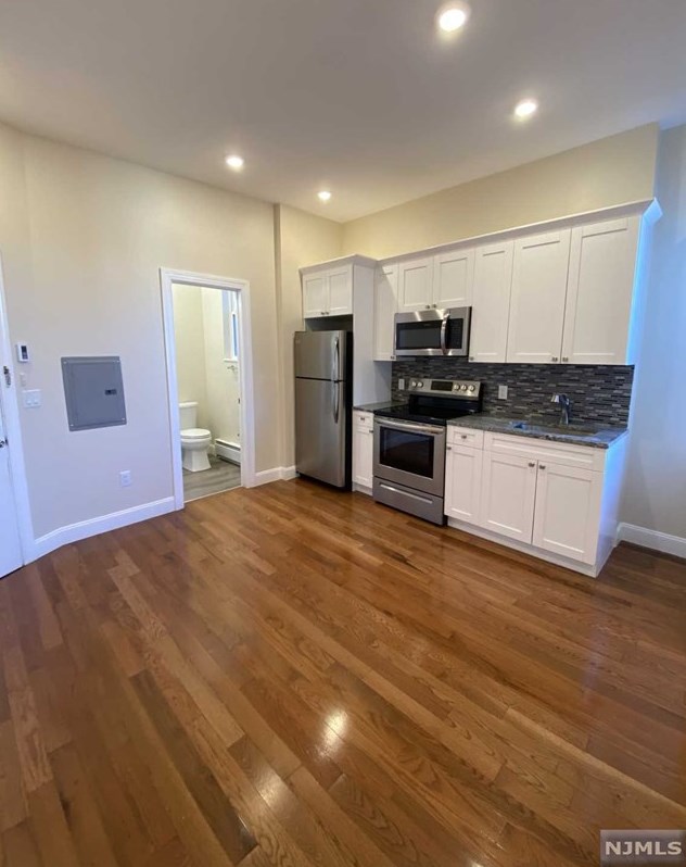 200 Anderson Ave #2, Fairview, NJ 07022