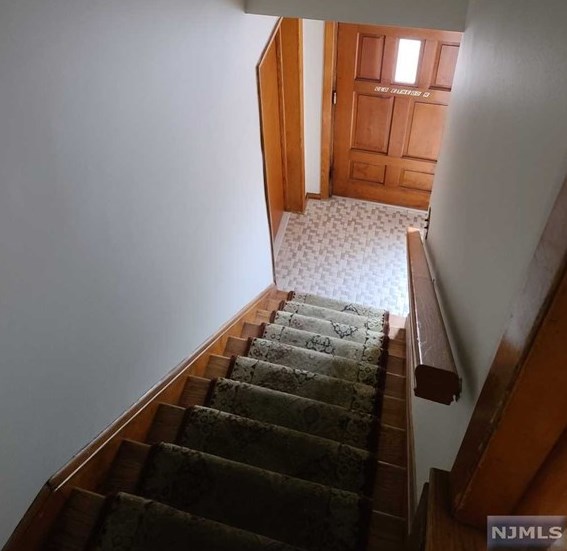 361 Commercial Ave, Cliffside Park, NJ 07010