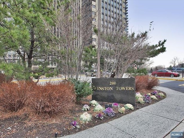 200 Winston Dr Apt 1102, Cliffside Park, NJ 07010