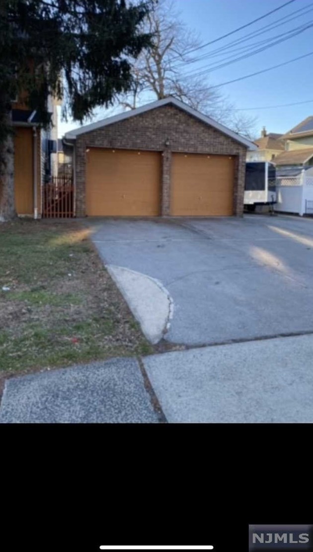 13 Mehrhof Rd, Little Ferry NJ  07643-2019 exterior