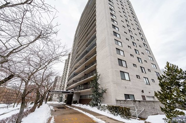 277 Prospect Ave #6d, Hackensack, NJ 07601