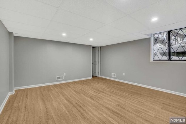 8 Holiday Ct, Westwood NJ 07675-5708 exterior