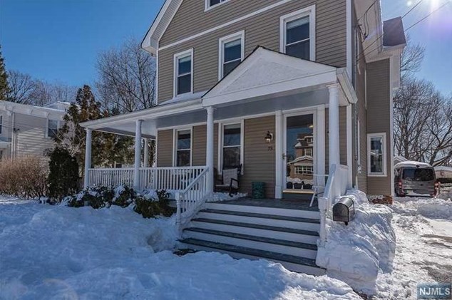 73 Demott Ave, Clifton, NJ 07011-2712