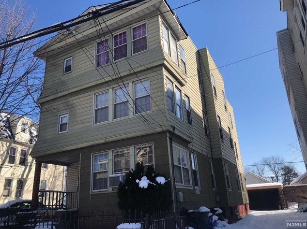 366 Chadwick Ave, Newark, NJ 07112