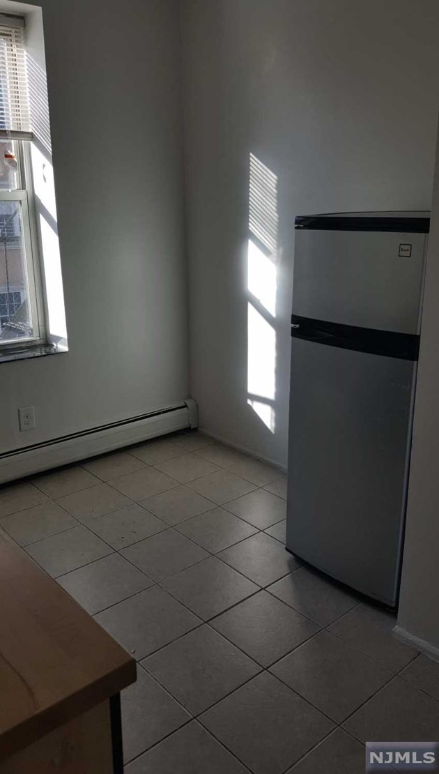135 Van Wagenen Ave #3e, Jersey City, NJ