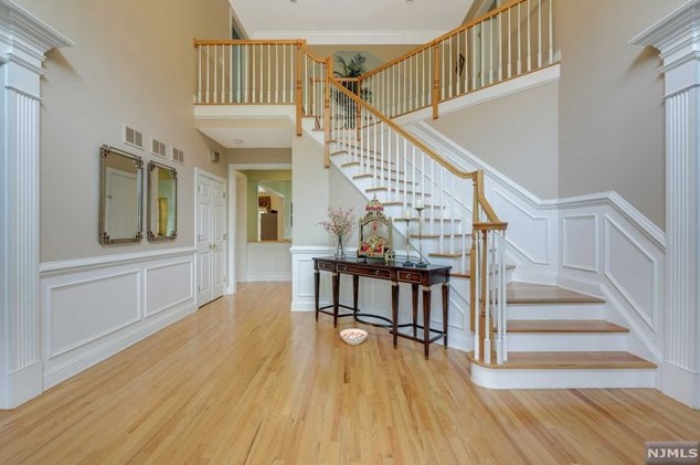 1 Kincaid Ln, Chatham Township, NJ 07928