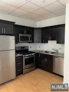 61 Kansas St #3a, Hackensack, NJ
