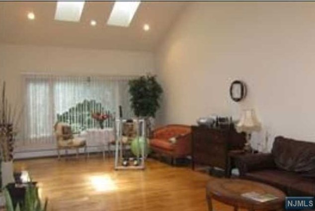 309 Cedar Ct, Norwood, NJ 07648
